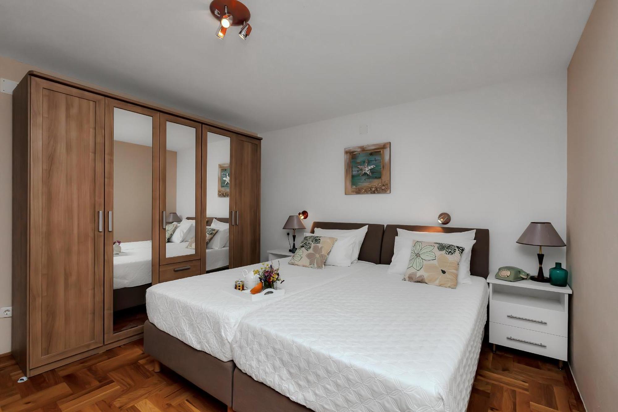 Villa Ana Podgora Eksteriør bilde
